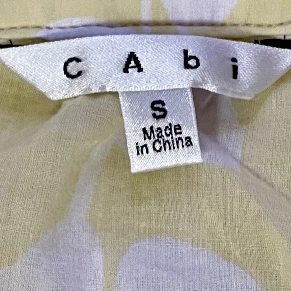 CAbi yellow floral